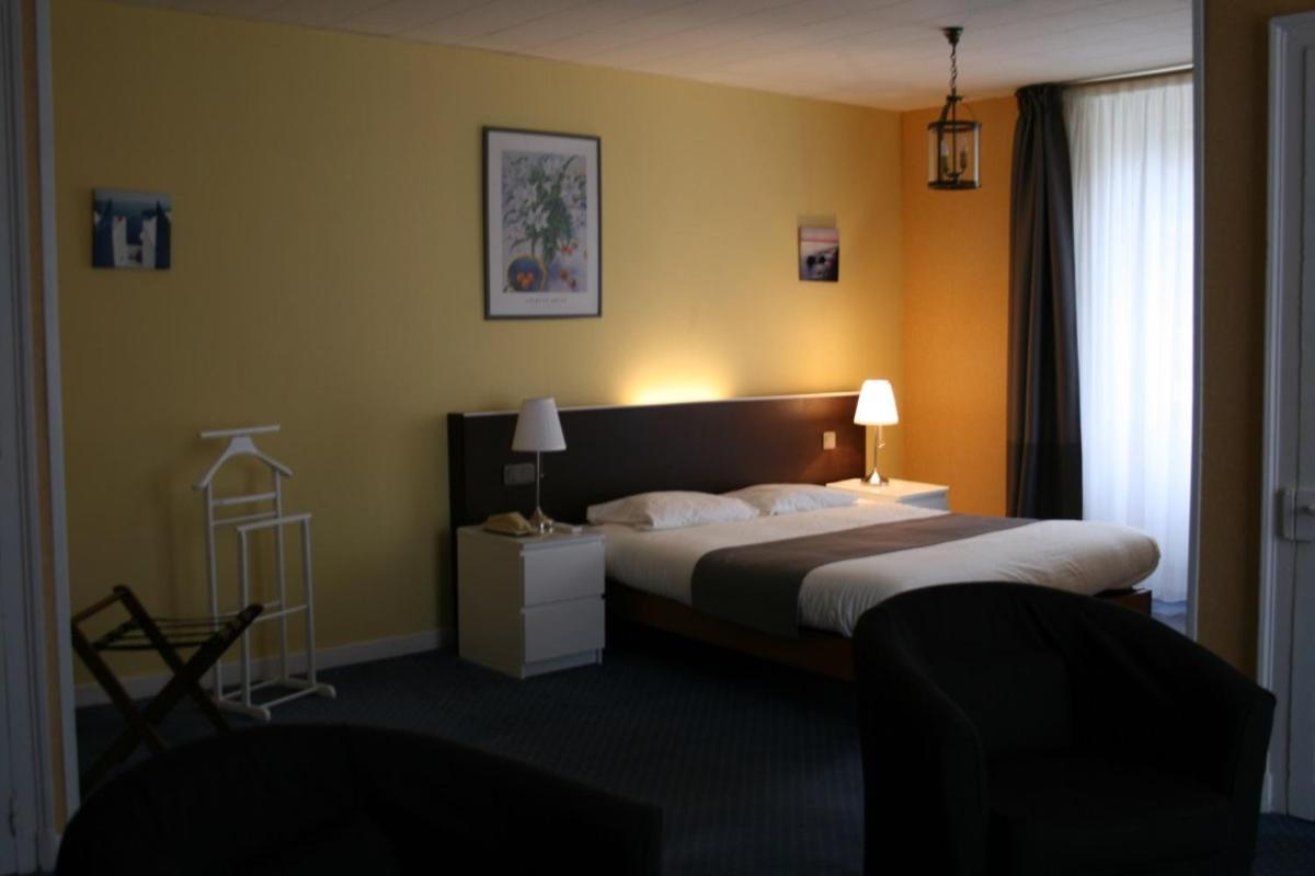 Hotel Le Troncais Saint-Bonnet-Tronçais Esterno foto