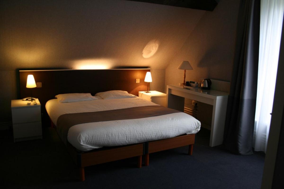 Hotel Le Troncais Saint-Bonnet-Tronçais Esterno foto