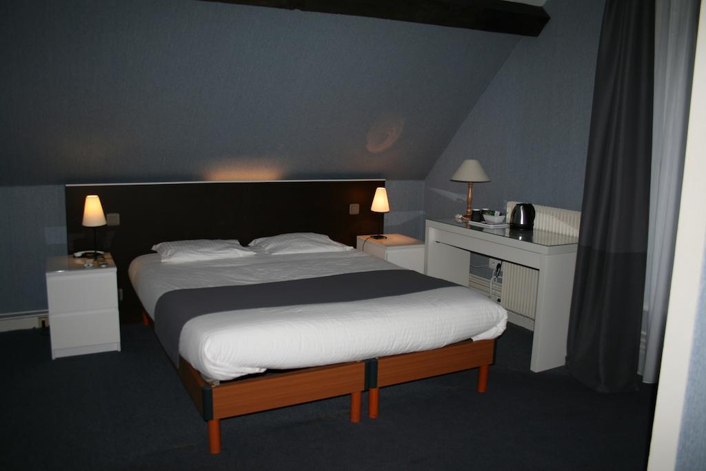 Hotel Le Troncais Saint-Bonnet-Tronçais Camera foto