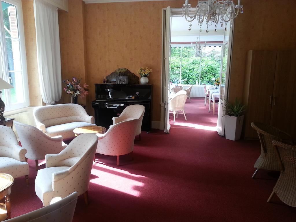 Hotel Le Troncais Saint-Bonnet-Tronçais Esterno foto